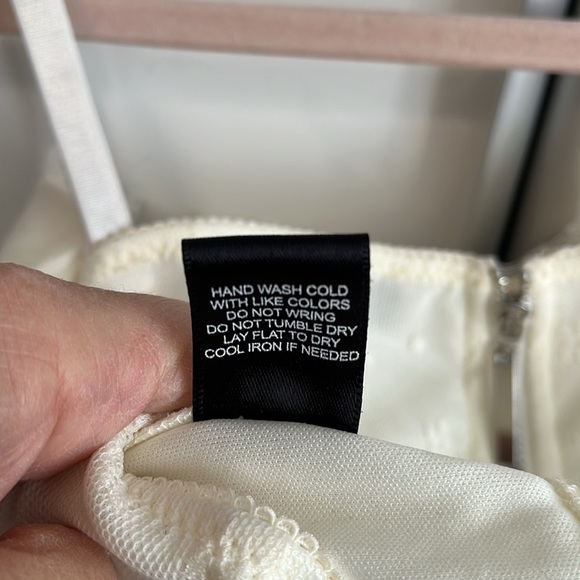 NWOT SAY WHAT Elegant Cream Lace Bustier Top, Size L - Picture 8 of 8